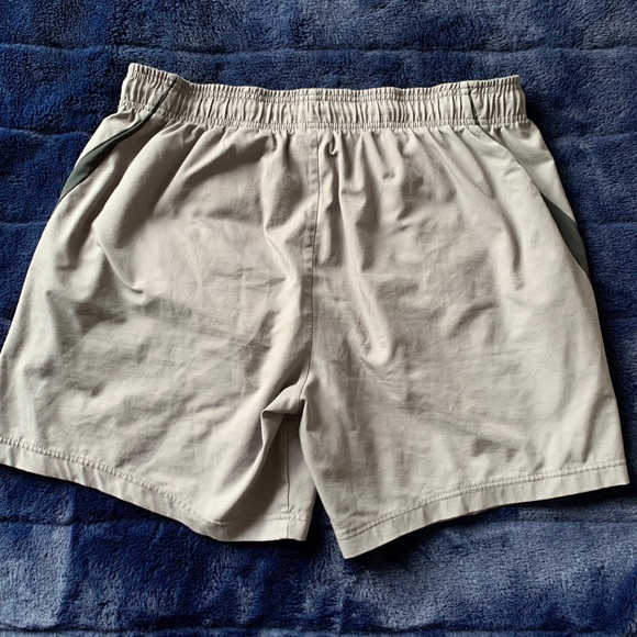 Reebok athletic shorts - Picture 2 of 2
